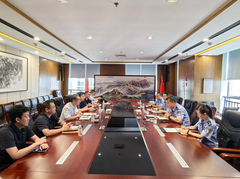 治安支隊組織召開部分 重點企業(yè)內(nèi)保工作座談會.jpg